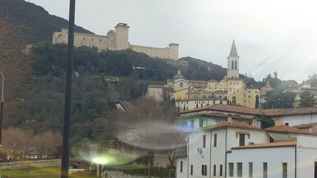 Via Della Posterna Lägenhet Spoleto Exteriör bild